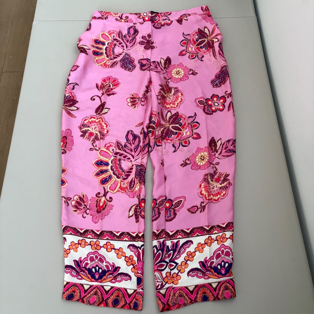 Zara Pink Floral Cropped Pants